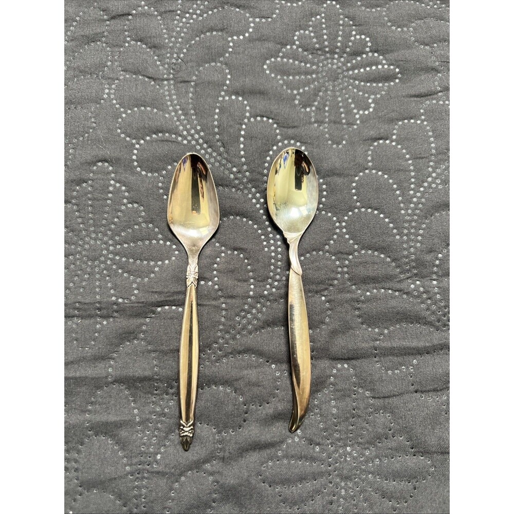 1847 Rogers Bros IS International Silver Silverplate Sugar/Condiment Spoon 2pc